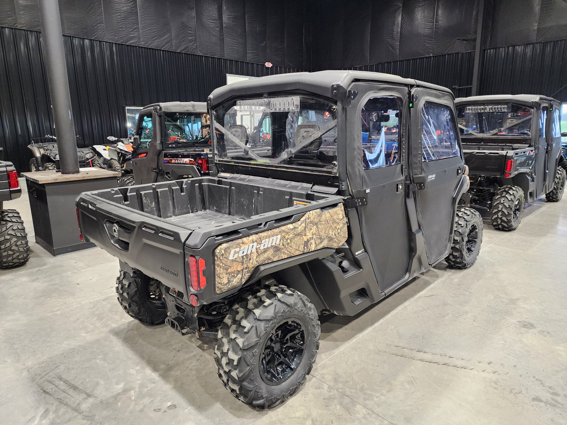 2023 Can-Am Defender MAX XT HD9 in Iowa City, Iowa - Photo 6