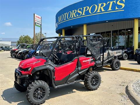 2024 Honda Pioneer 1000-5 Deluxe in Iowa City, Iowa