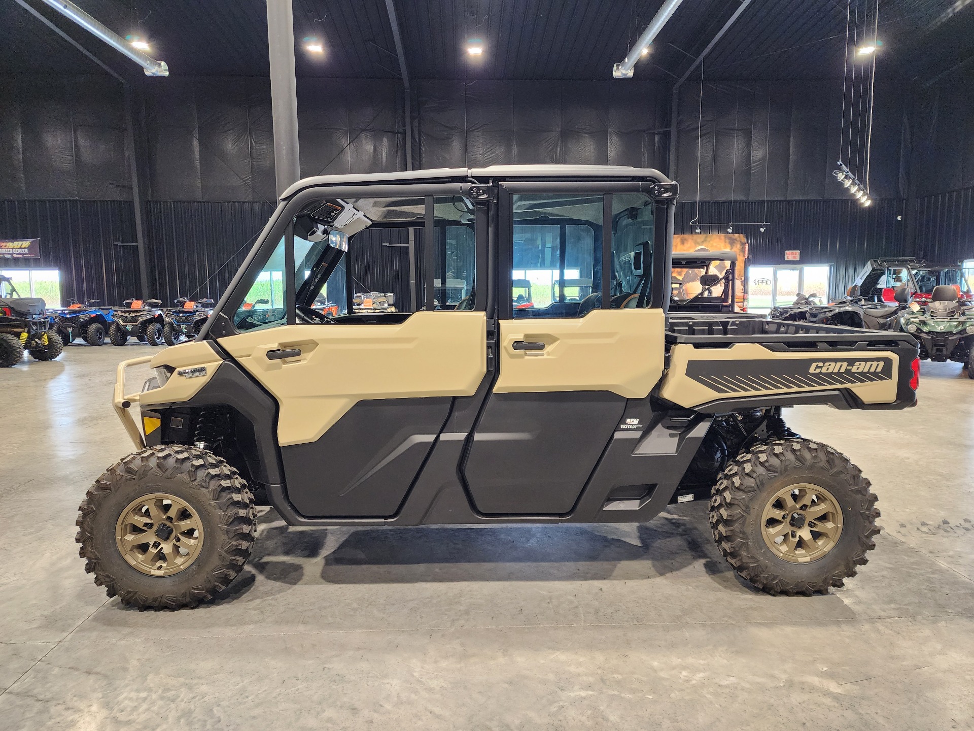 2024 Can-Am Defender MAX Limited in Fairfield, Iowa - Photo 2