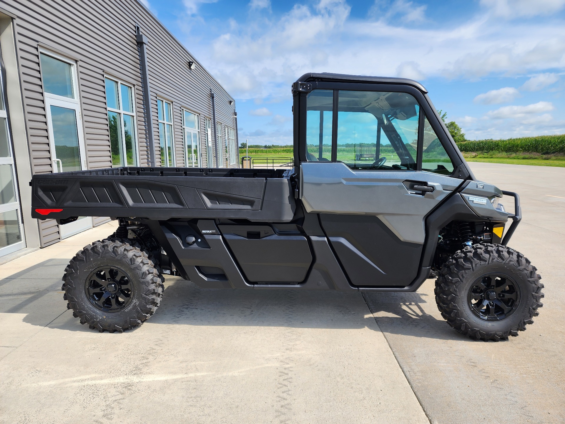 2024 Can-Am Defender PRO Limited in Fairfield, Iowa - Photo 3