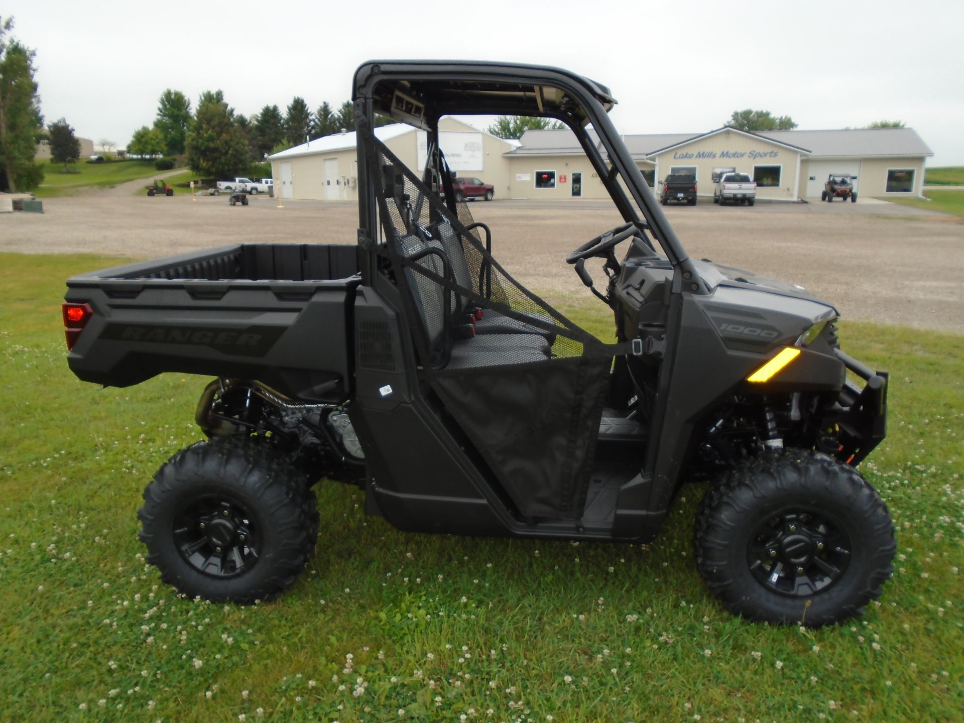 2025 Polaris Ranger 1000 Premium in Lake Mills, Iowa - Photo 3