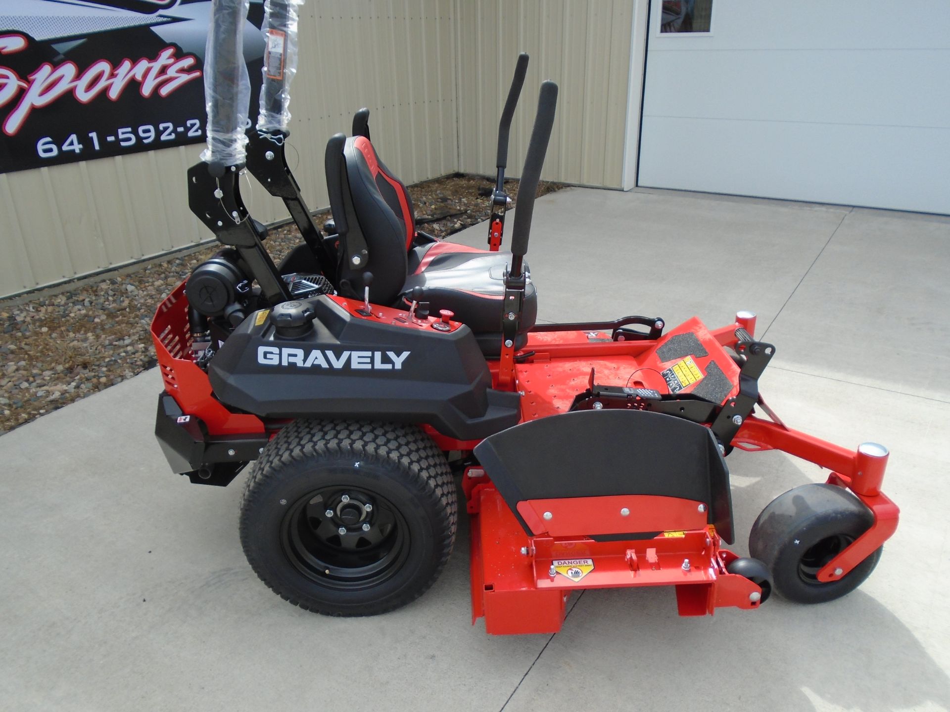 2024 Gravely USA Pro-Turn 160 60 in. Kawasaki FX730V 23.5 hp in Lake Mills, Iowa - Photo 7