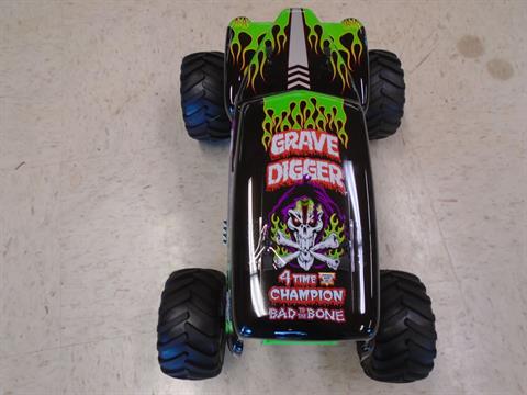 2021 Horizon Hobby SMT10 GRAVE DIGGER 1/10 4WD MT RTR in Lake Mills, Iowa - Photo 4