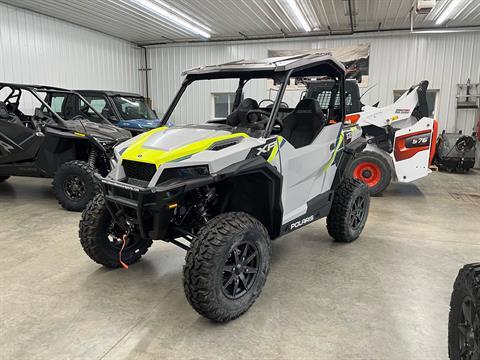 2024 Polaris General XP 1000 Sport in Algona, Iowa