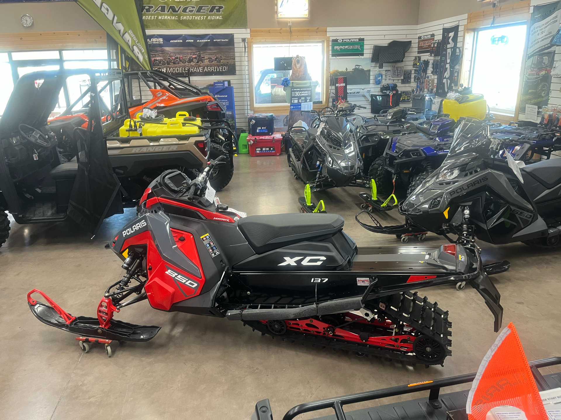 2024 Polaris 850 Indy XC 137 ES in Algona, Iowa - Photo 2