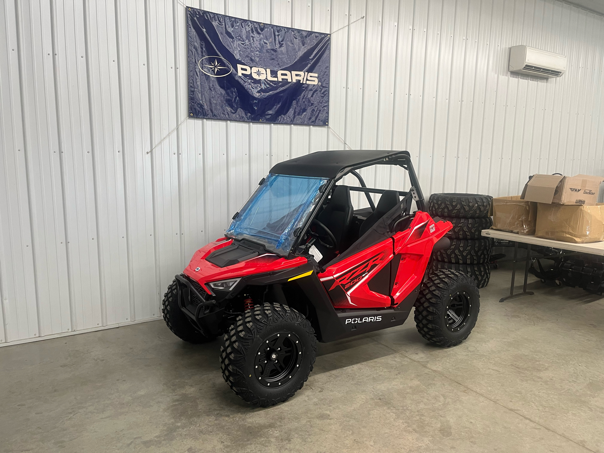 2025 Polaris RZR 200 EFI in Algona, Iowa - Photo 4