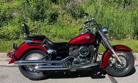 2004 Yamaha V Star® Classic in Port Washington, Wisconsin - Photo 3