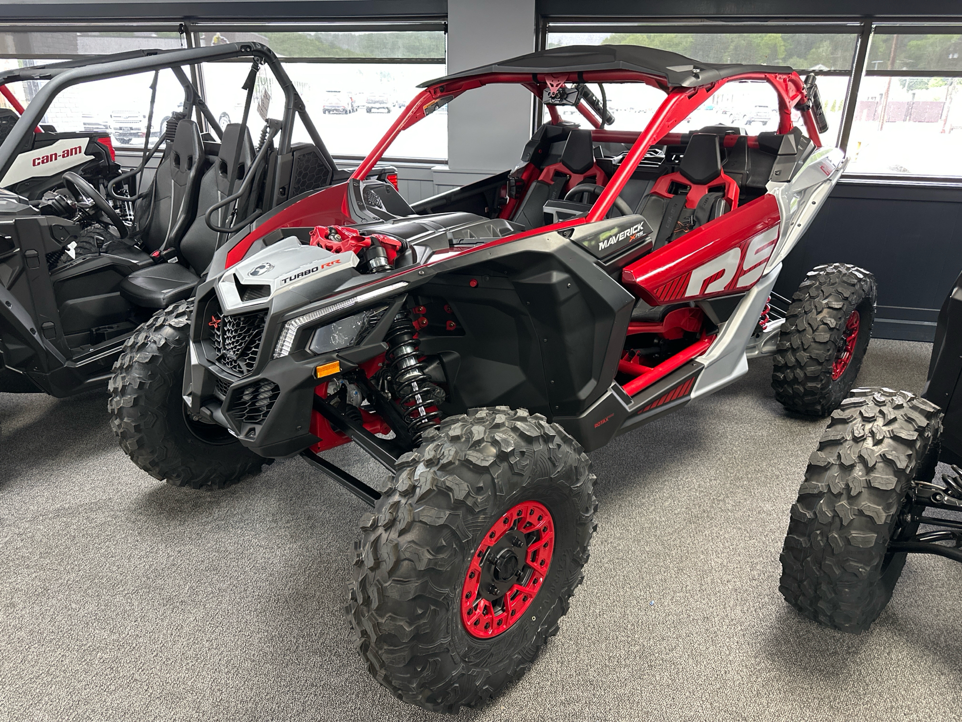2024 Can-Am Maverick X3 X RS Turbo RR in Honesdale, Pennsylvania - Photo 2