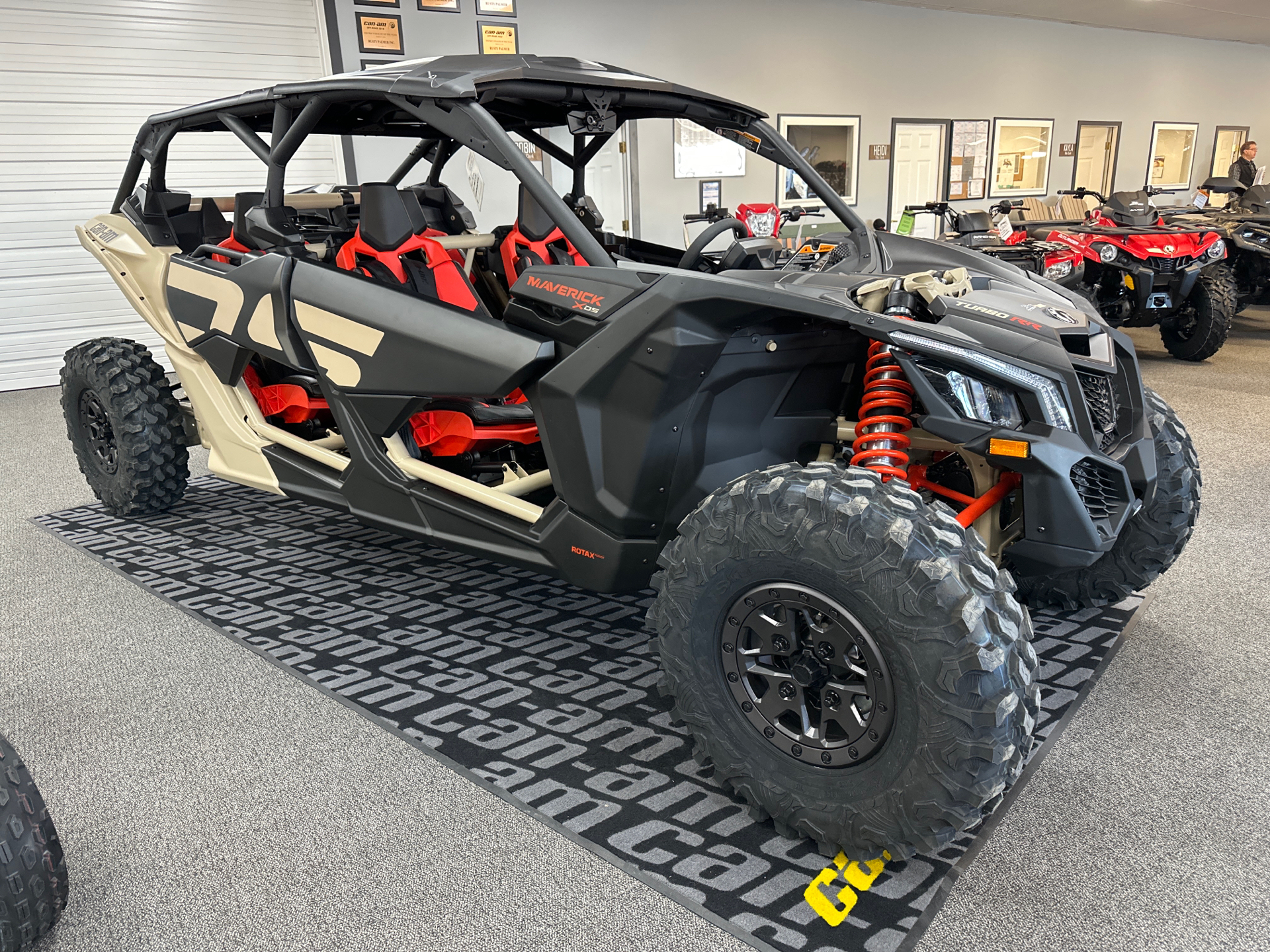 2023 Can-Am Maverick X3 Max X DS Turbo RR 64 in Honesdale, Pennsylvania - Photo 1