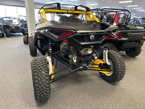 2024 Can-Am Maverick R X RS with Smart-Shox 999T DCT in Honesdale, Pennsylvania - Photo 2