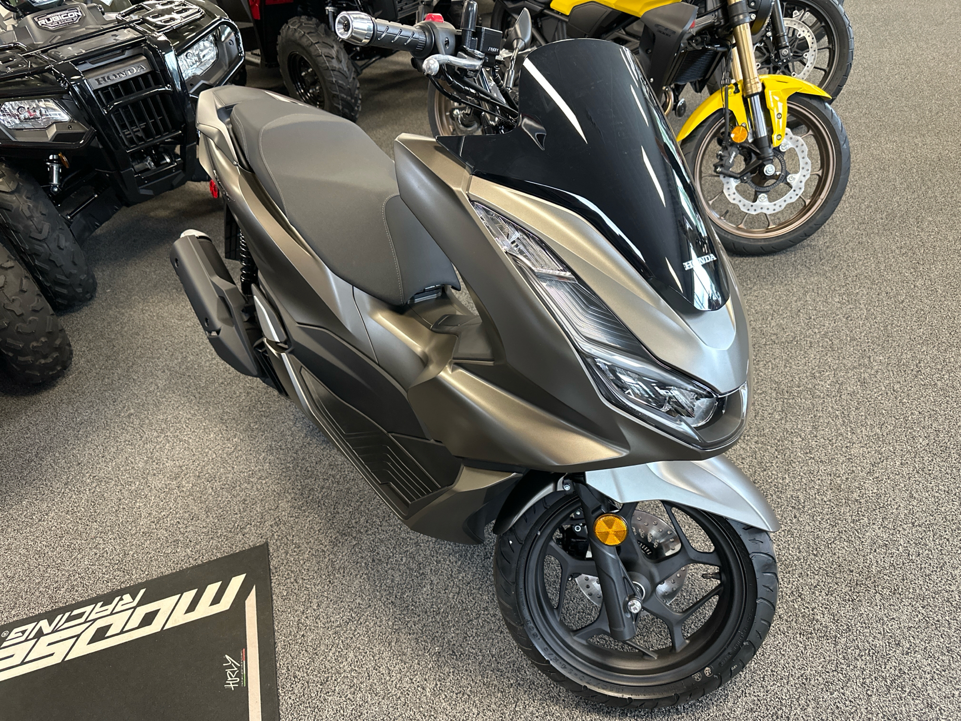 2024 Honda PCX in Honesdale, Pennsylvania - Photo 2