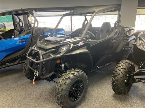 2023 Can-Am Commander XT 700 in Honesdale, Pennsylvania - Photo 1