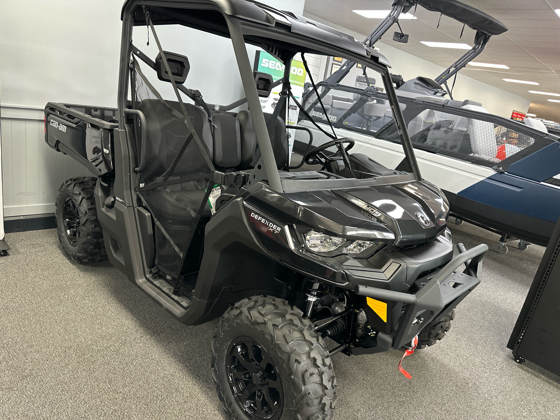 2025 Can-Am DEFENDER XT HD9 in Honesdale, Pennsylvania