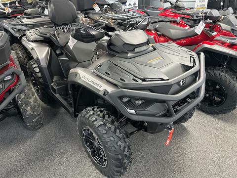 2025 Can-Am Outlander MAX XT 850 in Honesdale, Pennsylvania