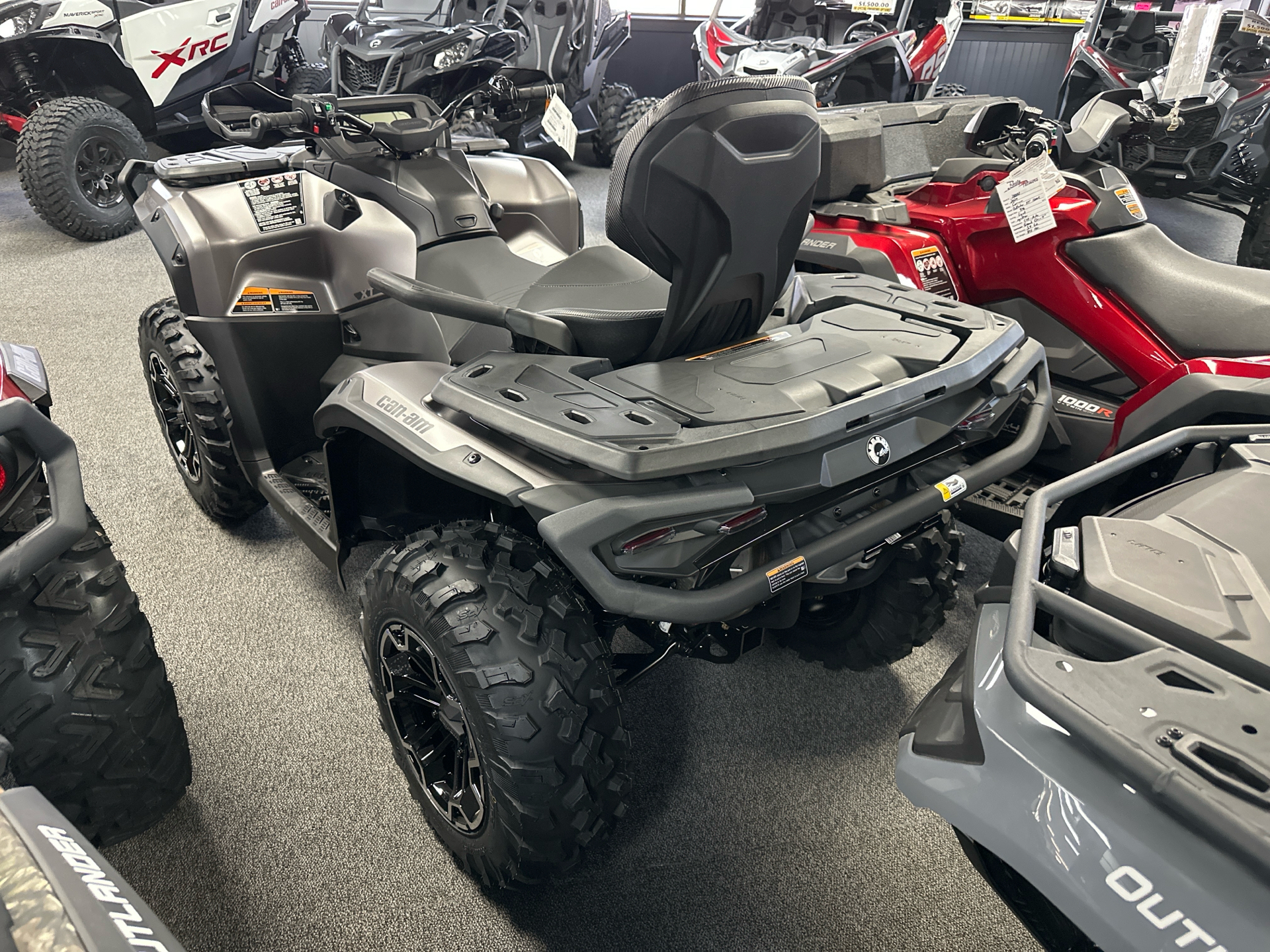 2025 Can-Am Outlander MAX XT 850 in Honesdale, Pennsylvania - Photo 2