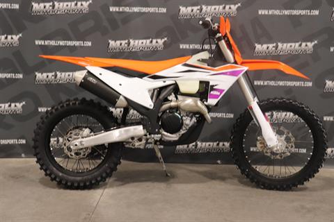 2024 KTM 250 XC-F in Vincentown, New Jersey - Photo 1