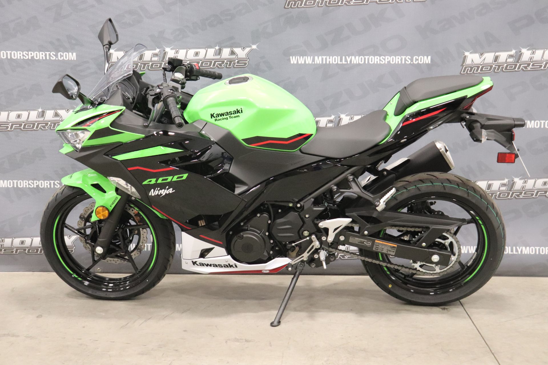 2022 Kawasaki Ninja 400 ABS KRT Edition in Vincentown, New Jersey - Photo 3