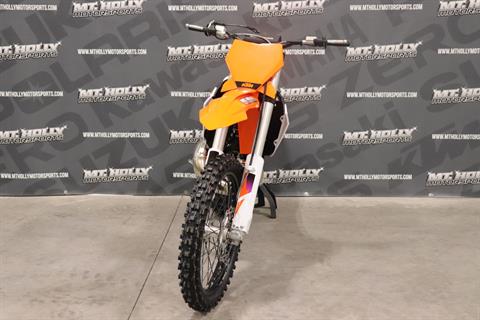 2024 KTM 300 SX in Vincentown, New Jersey - Photo 3