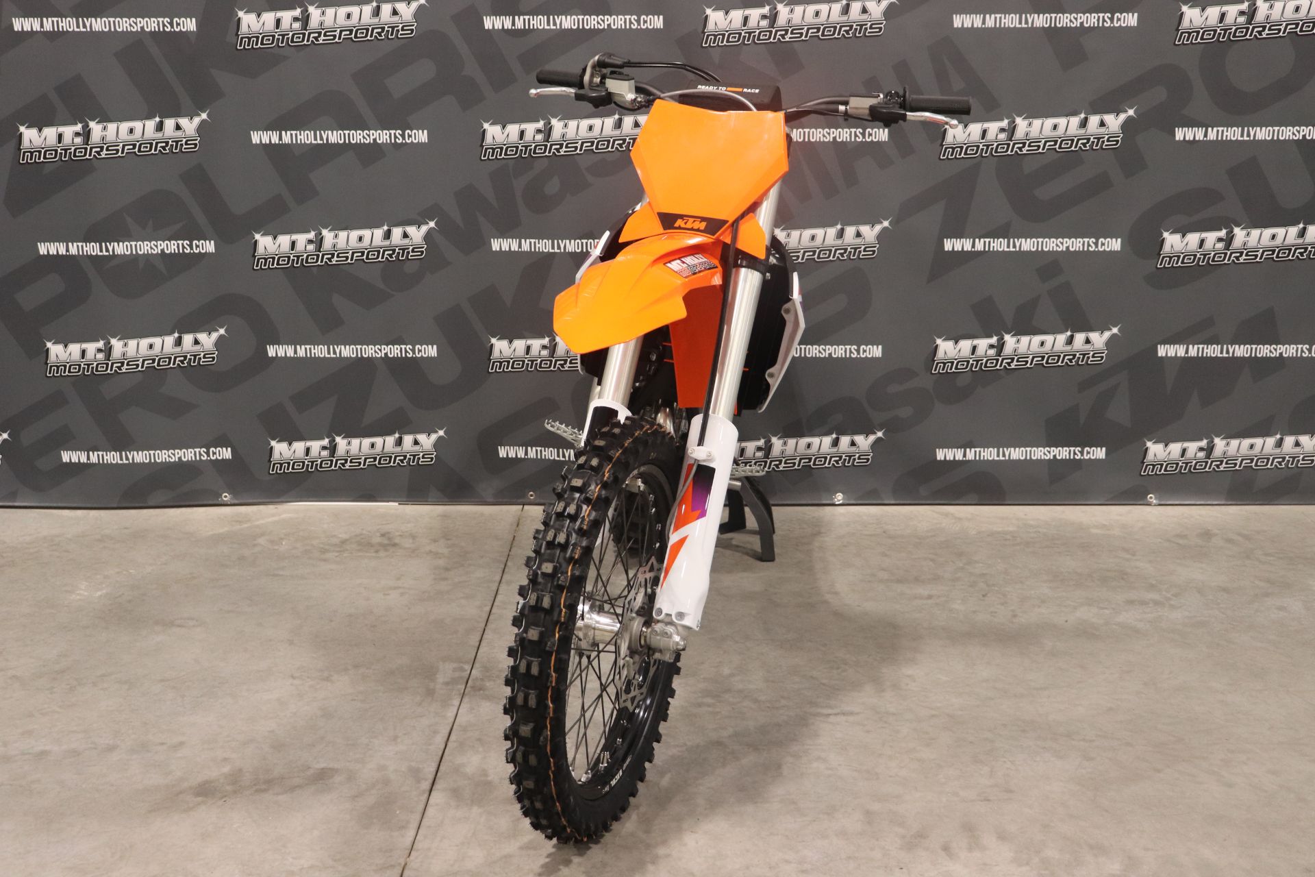 2024 KTM 450 SX-F in Vincentown, New Jersey - Photo 3