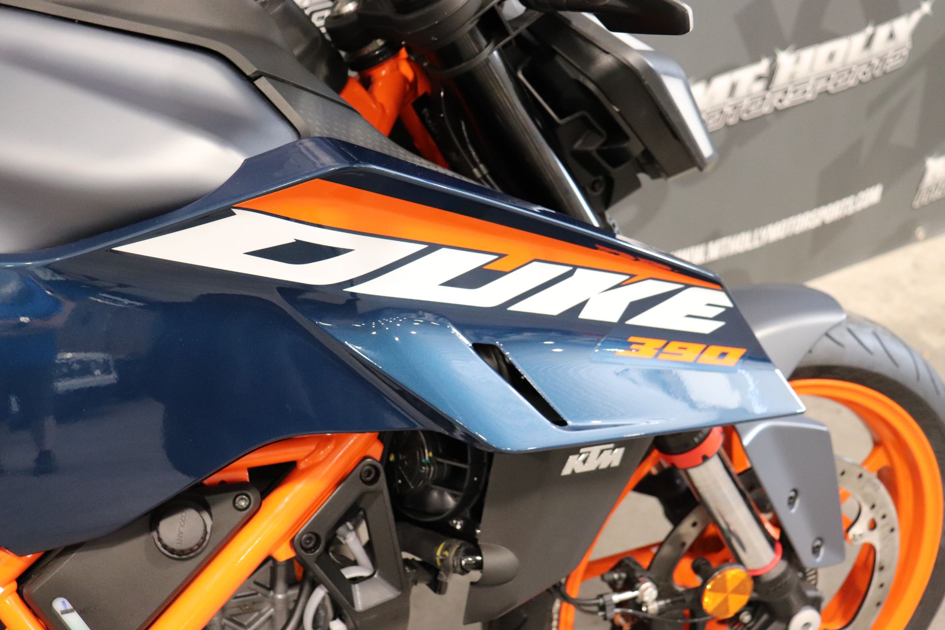 2024 KTM 390 Duke in Vincentown, New Jersey - Photo 2