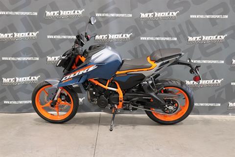 2024 KTM 390 Duke in Vincentown, New Jersey - Photo 5