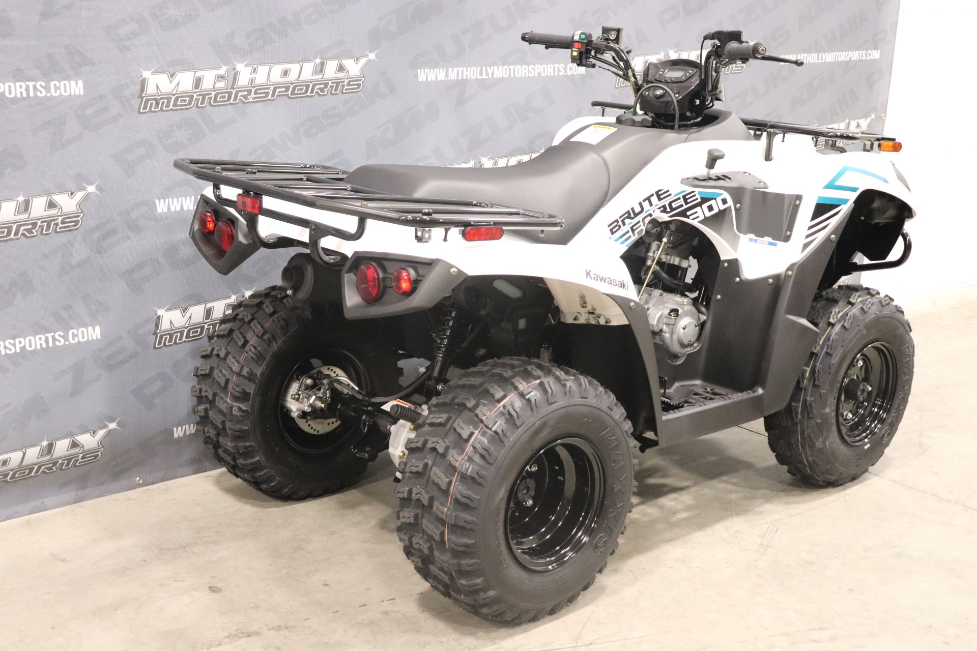 2023 Kawasaki Brute Force 300 in Vincentown, New Jersey - Photo 3