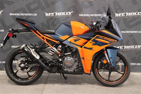 2023 KTM RC 390 in Vincentown, New Jersey - Photo 1