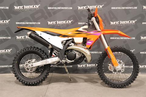 2024 KTM 250 XC-W in Vincentown, New Jersey - Photo 1