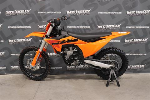 2025 KTM 250 SX-F in Vincentown, New Jersey - Photo 6