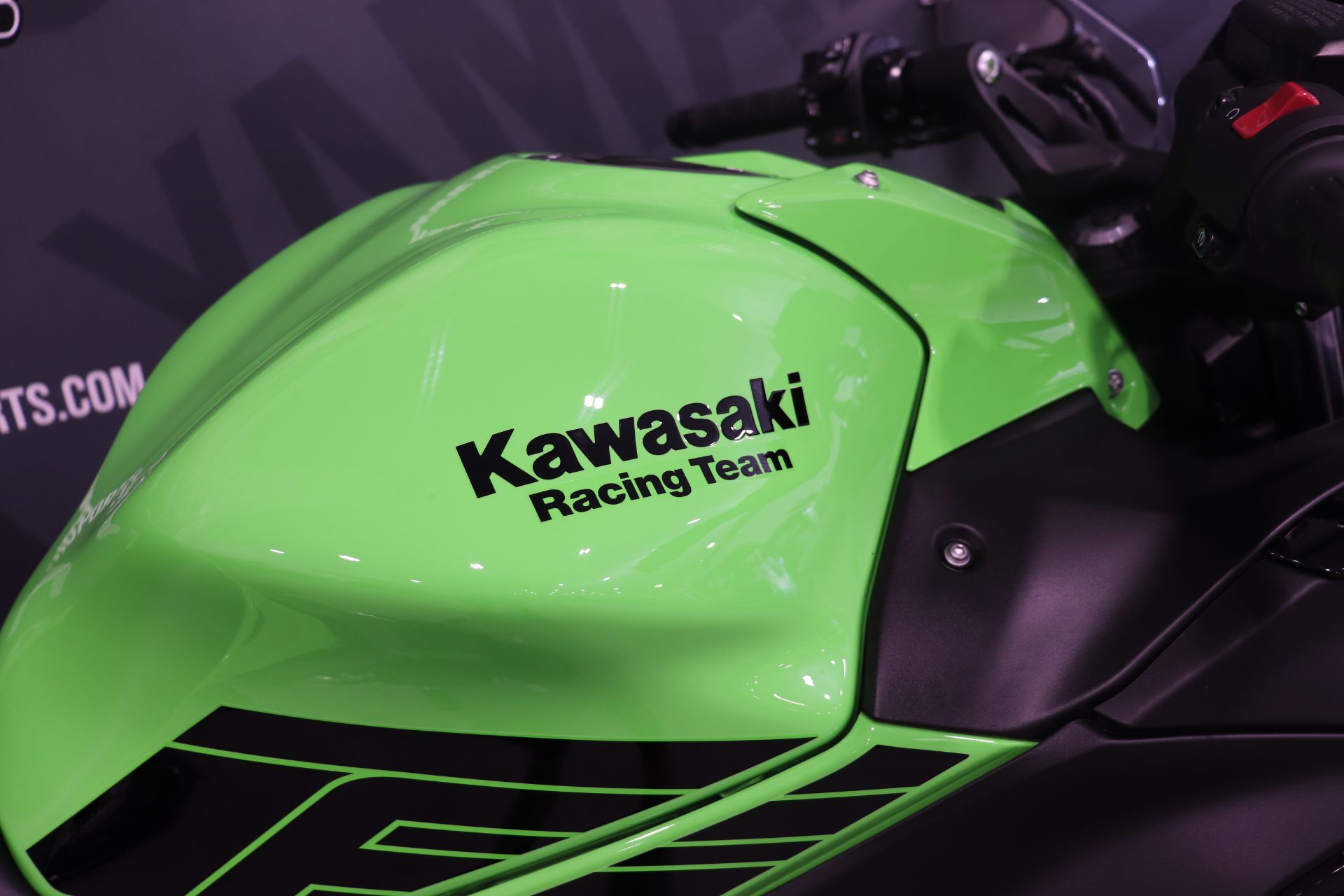 2024 Kawasaki Ninja 650 KRT Edition ABS in Vincentown, New Jersey - Photo 3