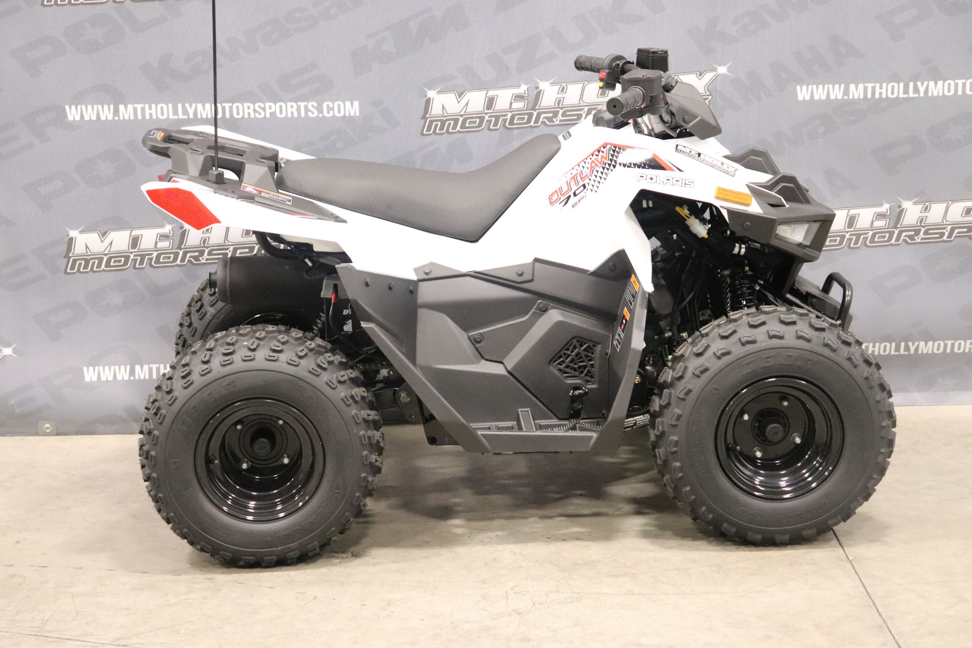 2023 Polaris Outlaw 70 EFI in Vincentown, New Jersey - Photo 1