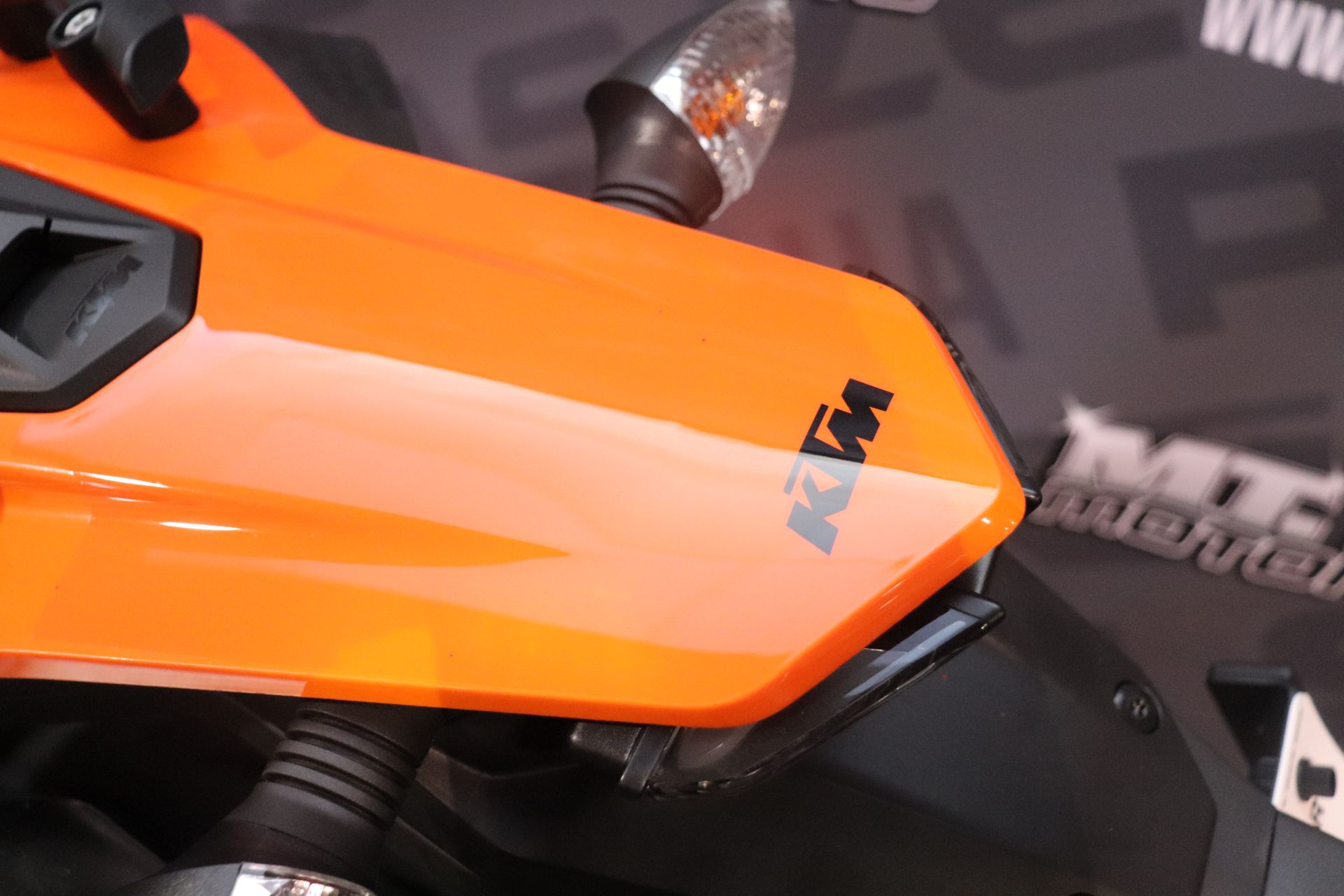 2023 KTM 690 SMC-R in Vincentown, New Jersey - Photo 5