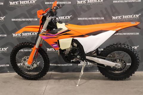 2024 KTM 350 XW-F in Vincentown, New Jersey - Photo 2