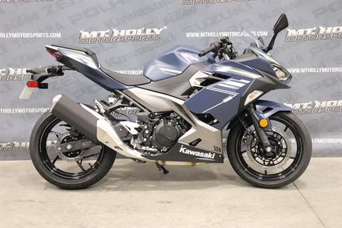 2022 Kawasaki Ninja 400 ABS in Vincentown, New Jersey - Photo 1