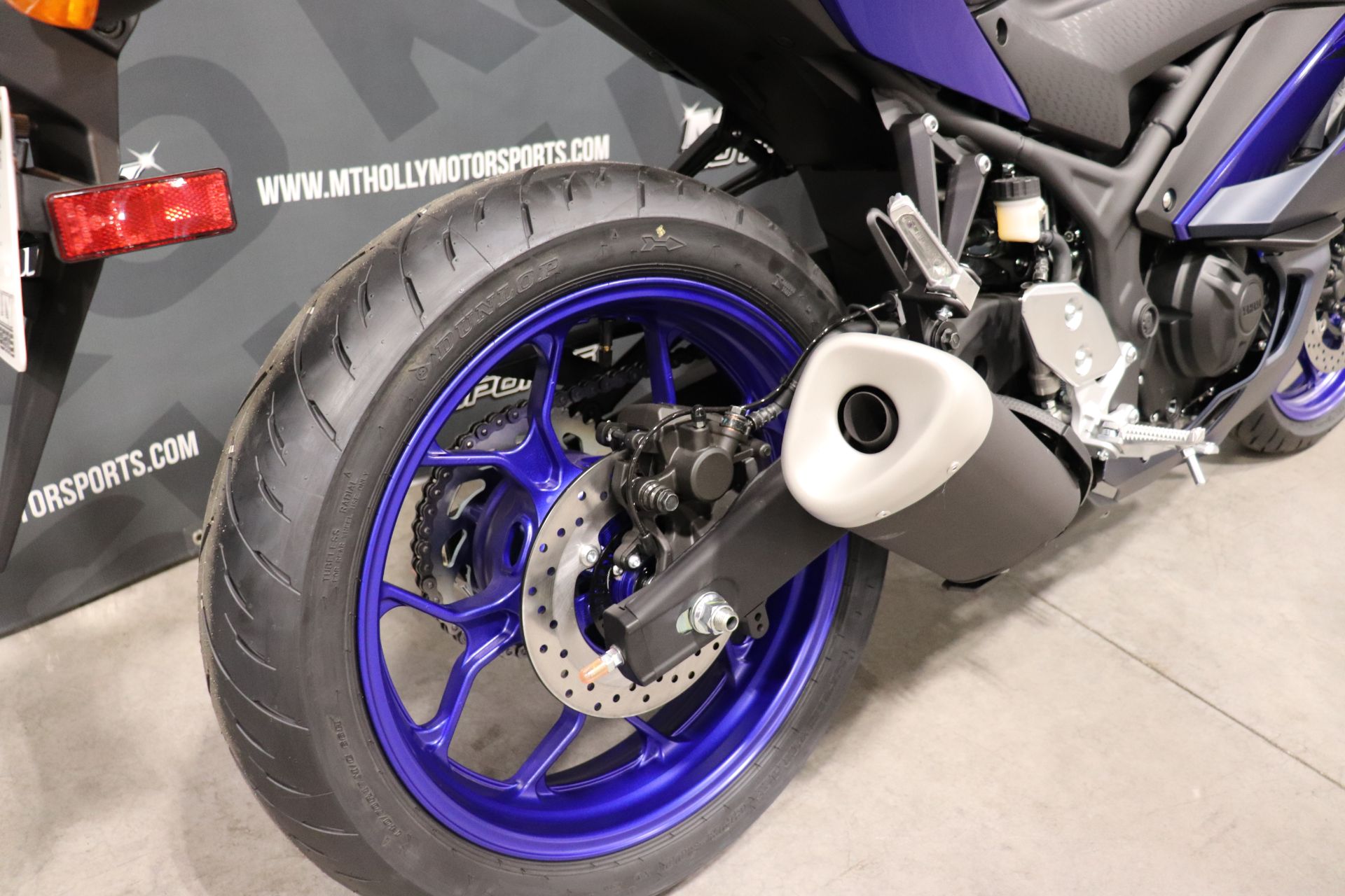 2024 Yamaha YZF-R3 in Vincentown, New Jersey - Photo 3