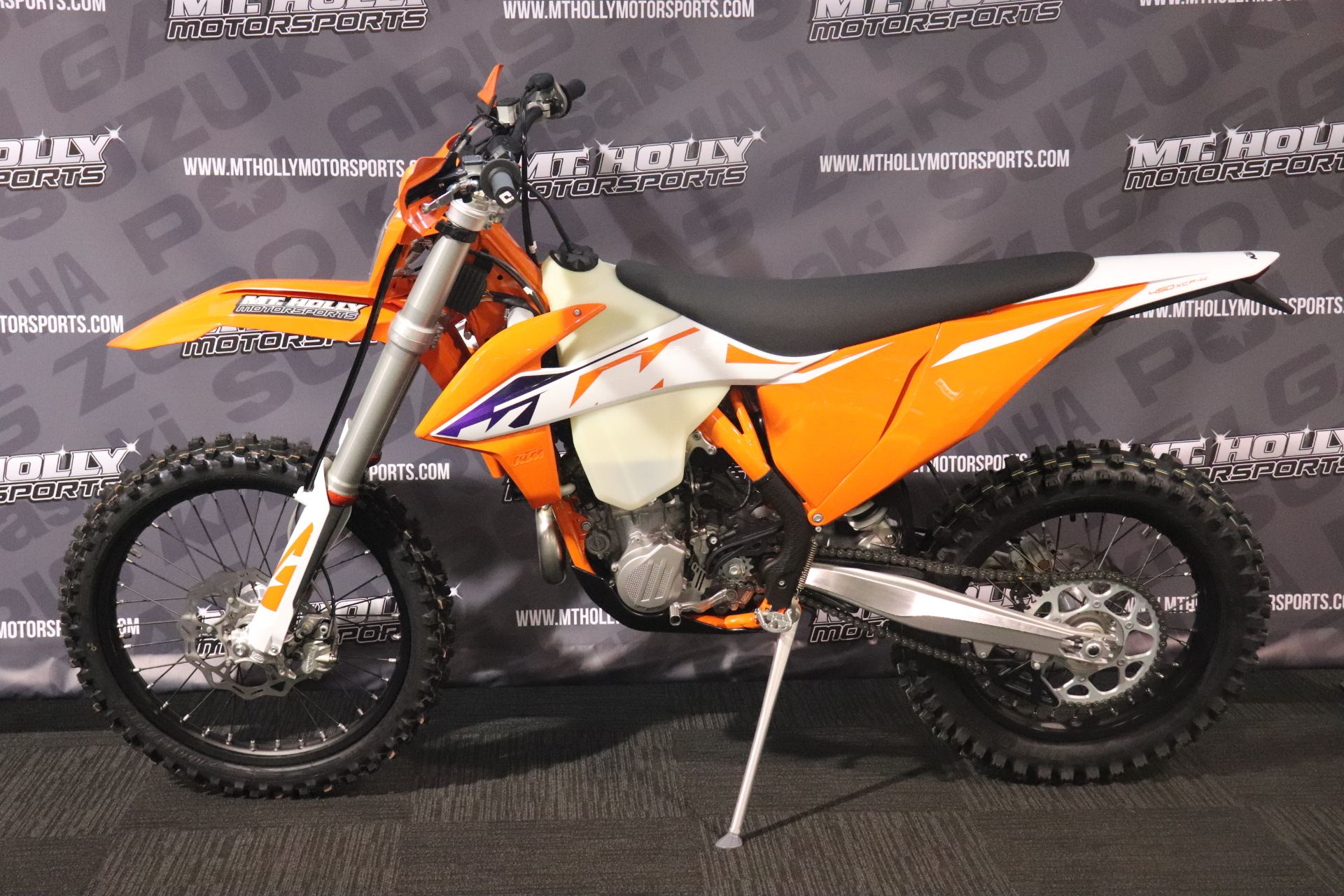 2023 KTM 450 XCF-W in Vincentown, New Jersey - Photo 2