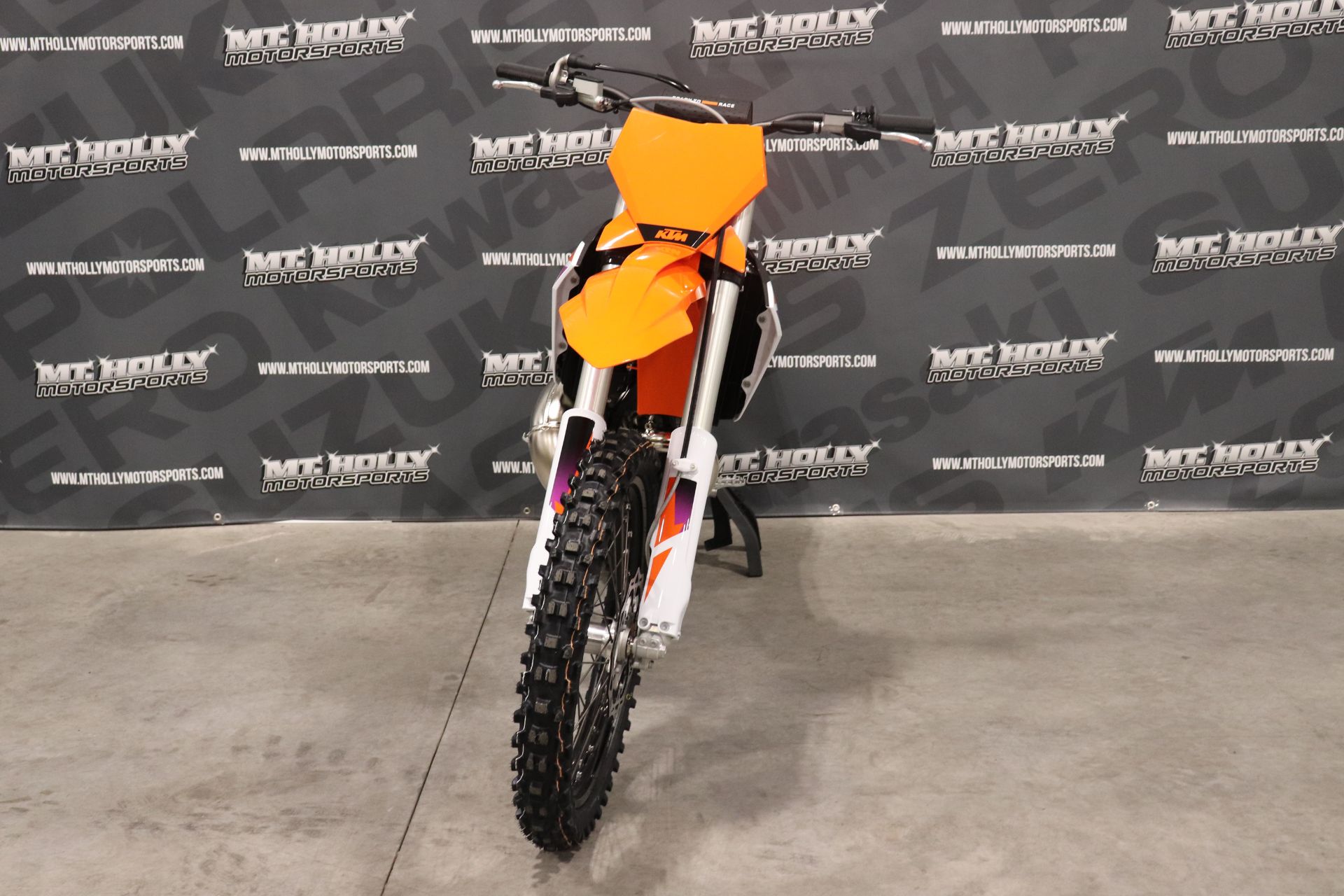 2024 KTM 250 SX in Vincentown, New Jersey - Photo 2