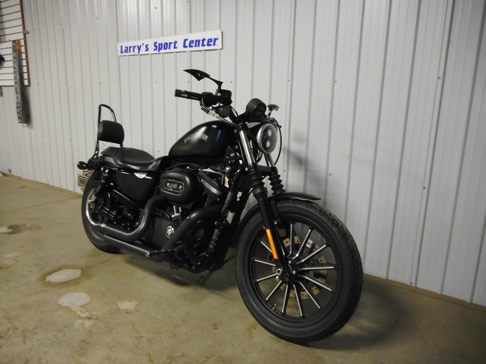 2015 Harley-Davidson Iron 883™ in Galeton, Pennsylvania - Photo 2