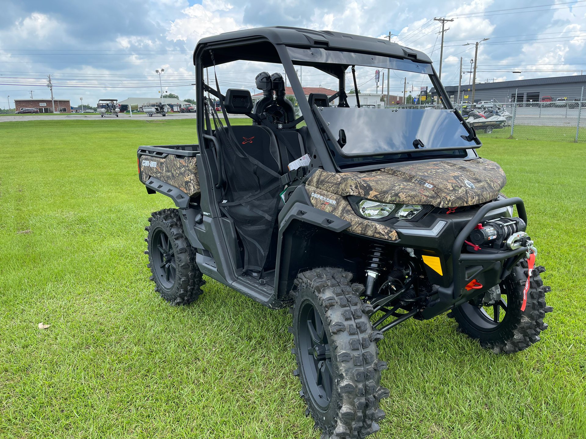 New 2021 Can Am Defender X Mr Hd10 Mossy Oak Break Up Country Camo Utility Vehicles In Tifton Ga Can001907t