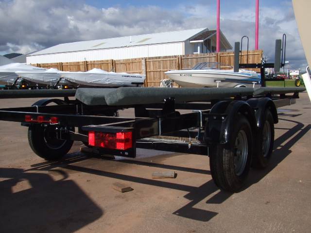 2021 Yacht Club Tandem Axle Pontoon Trailers for 18'-28' pontoons and tri-toons! in Spearfish, South Dakota - Photo 7