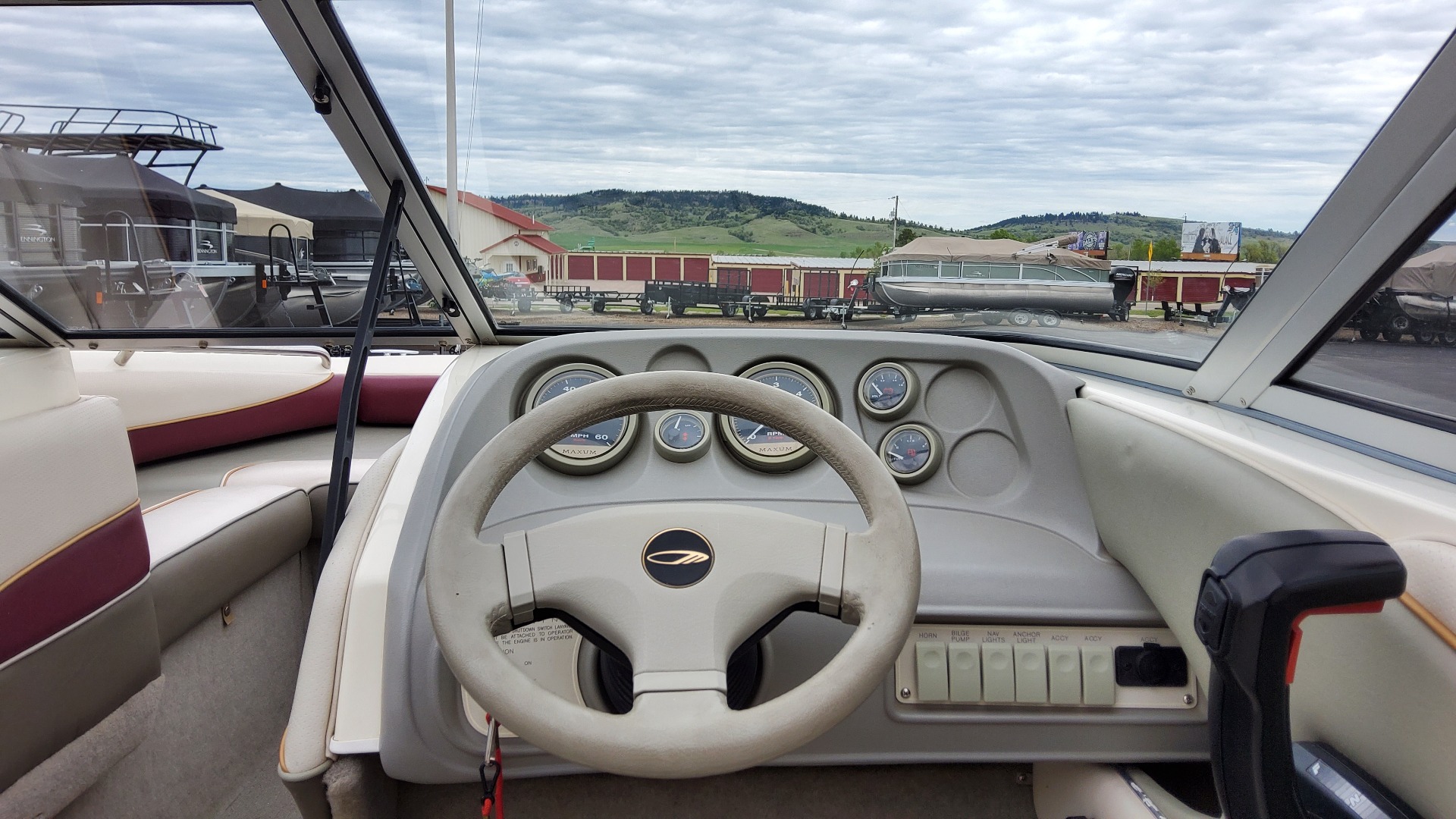 1995 Maxum 1800 XR Outboard in Spearfish, South Dakota - Photo 8