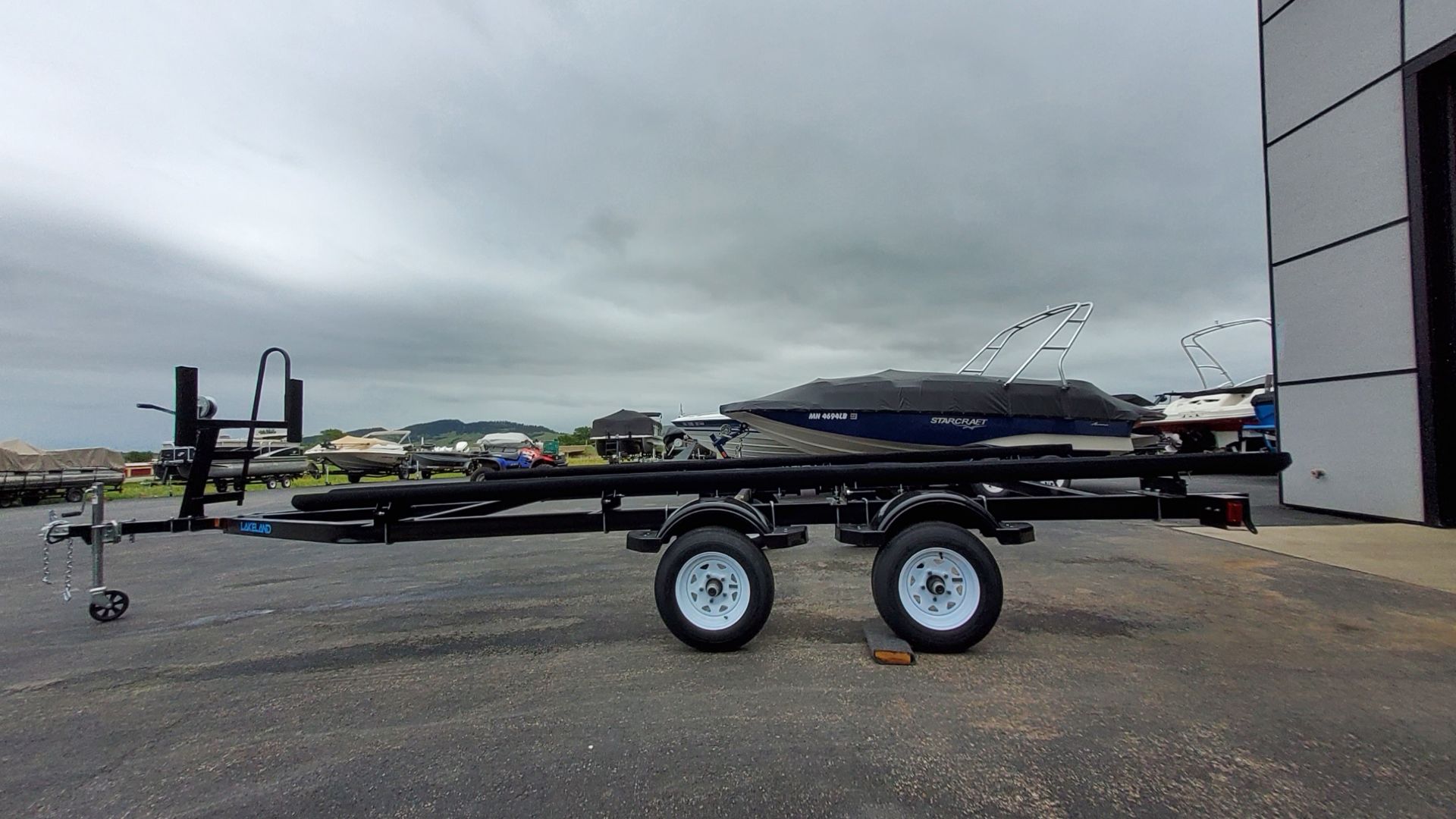 2023 LL Trailers 17'-21' Discount Pontoon Trailer- Tandem Axle in Spearfish, South Dakota - Photo 3
