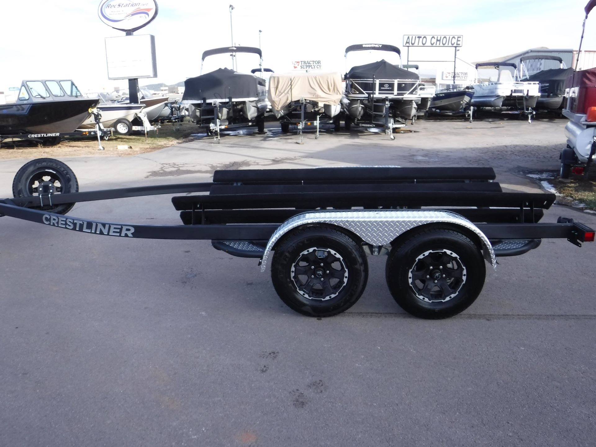 2023 Shoreland'r Premium tandem axle trailer for 17.5'-20' boat in Spearfish, South Dakota - Photo 7