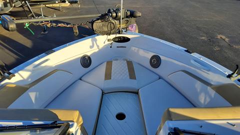 2016 Glastron GT 200 in Spearfish, South Dakota - Photo 7