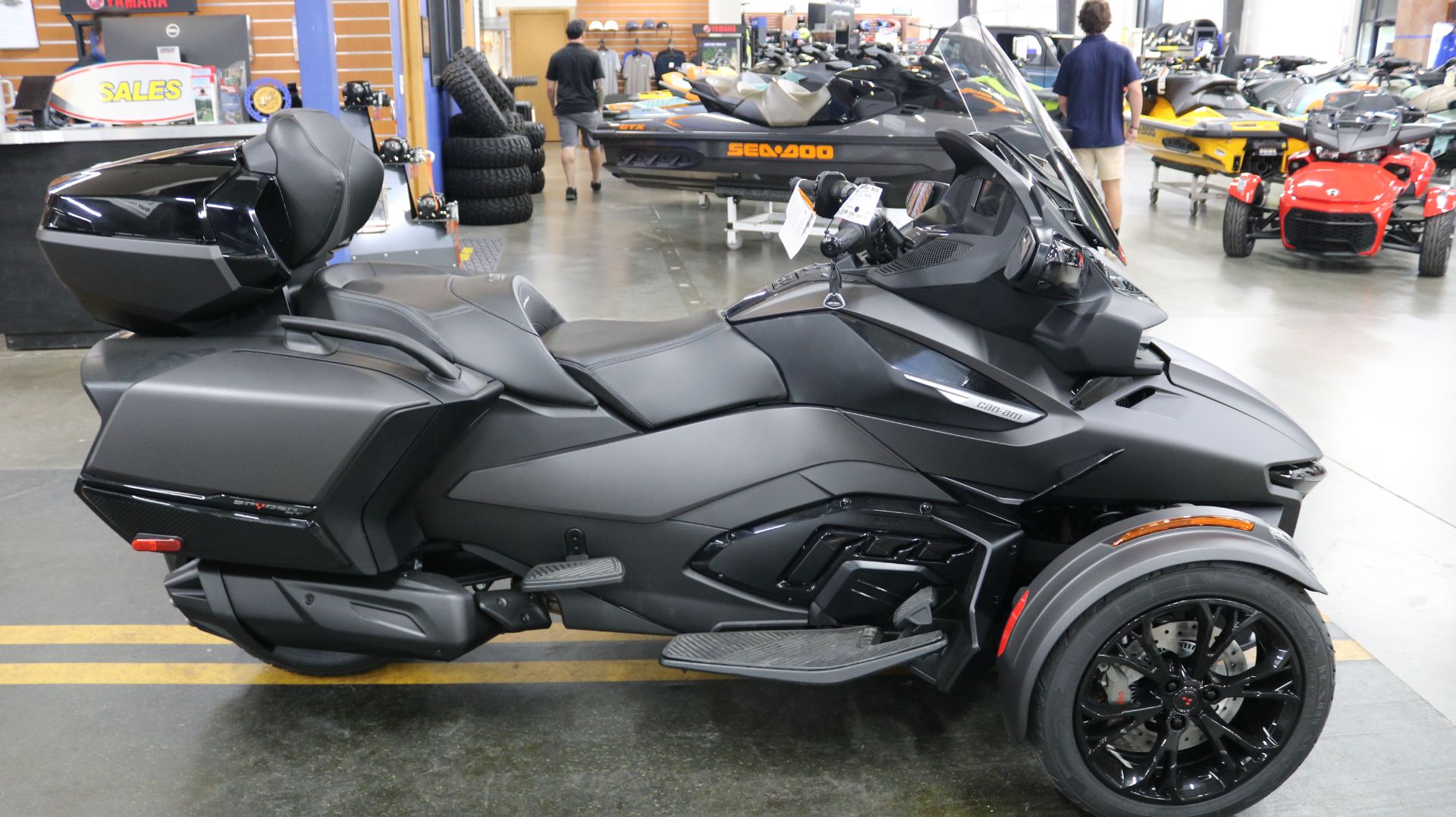 2023 Can-Am Spyder RT Limited in Grimes, Iowa - Photo 1
