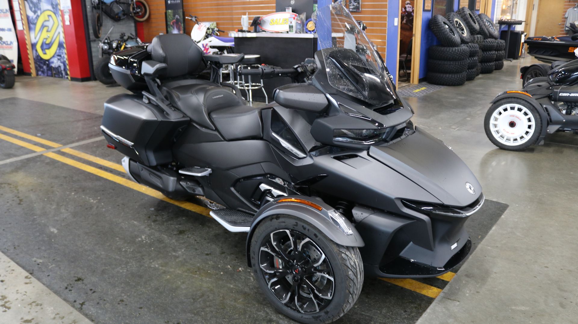 2023 Can-Am Spyder RT Limited in Grimes, Iowa - Photo 3