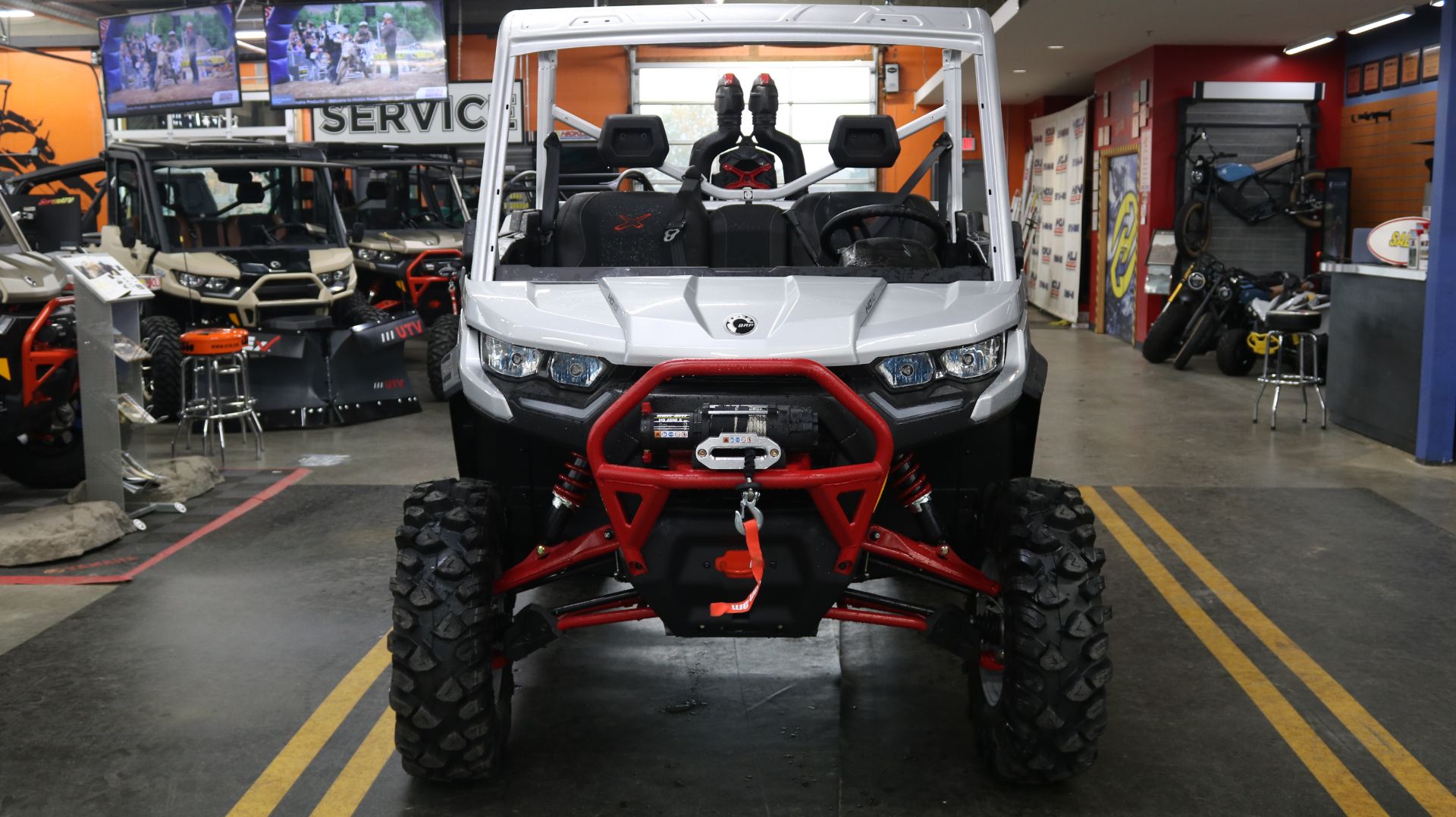 2024 Can-Am Defender X MR With Half Doors HD10 in Grimes, Iowa - Photo 4