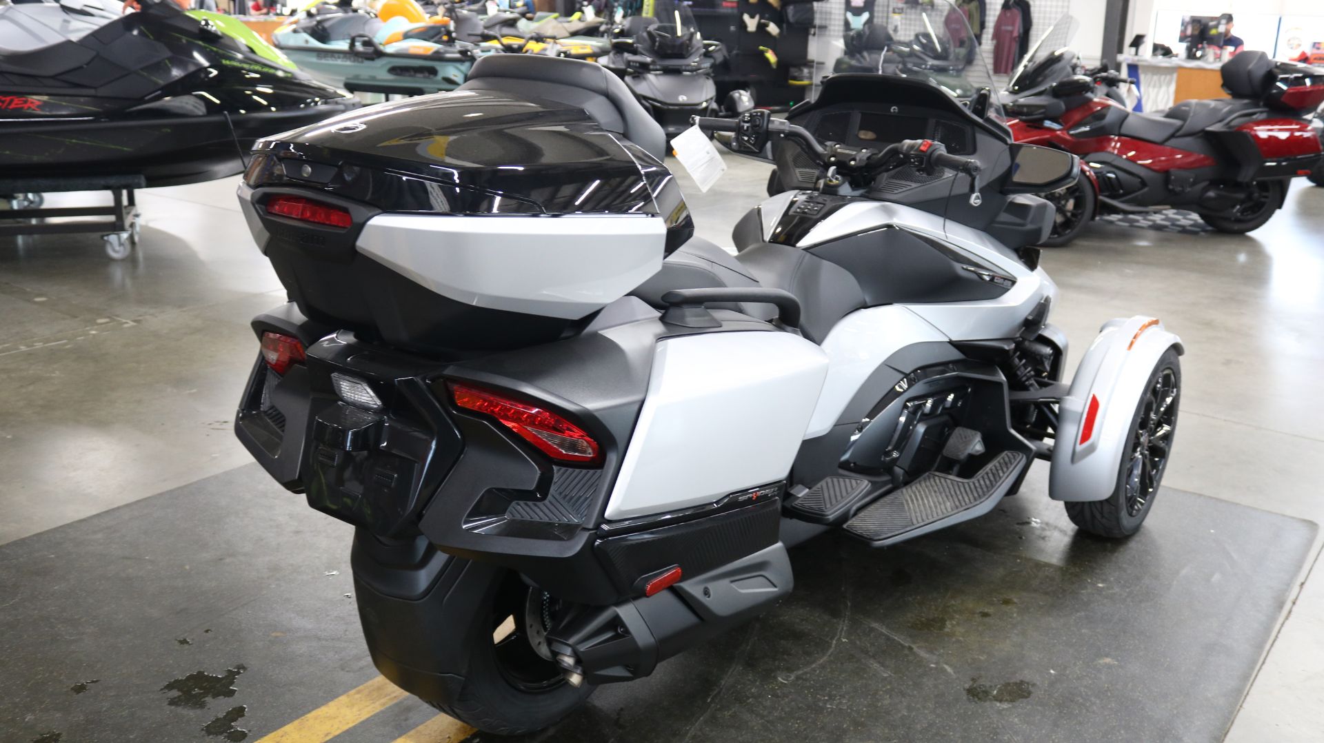 2023 Can-Am Spyder RT Limited in Grimes, Iowa - Photo 11
