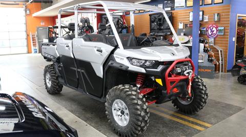 2024 Can-Am Defender MAX X MR With Half Doors in Grimes, Iowa - Photo 2