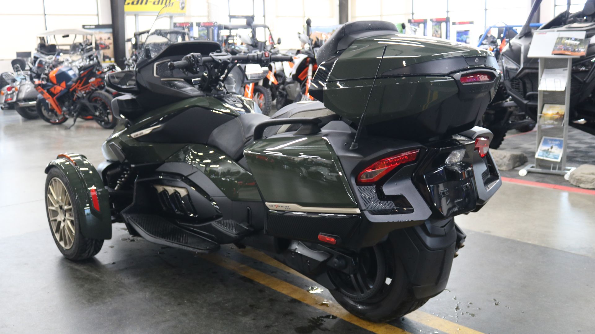 2023 Can-Am Spyder RT Sea-to-Sky in Grimes, Iowa - Photo 9